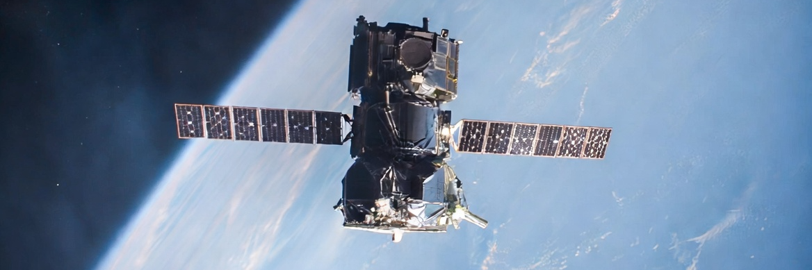 Egypt reveals restored colossal statues of pharaoh in Luxor...